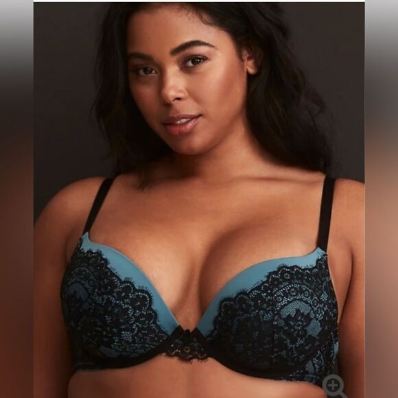 Torrid Eyelash Lace Push-up Plunge blue and black  Bra size 40DD - Picture 1 of 6